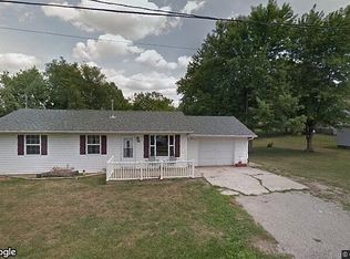 305 S Willow St, Gallatin, MO 64640