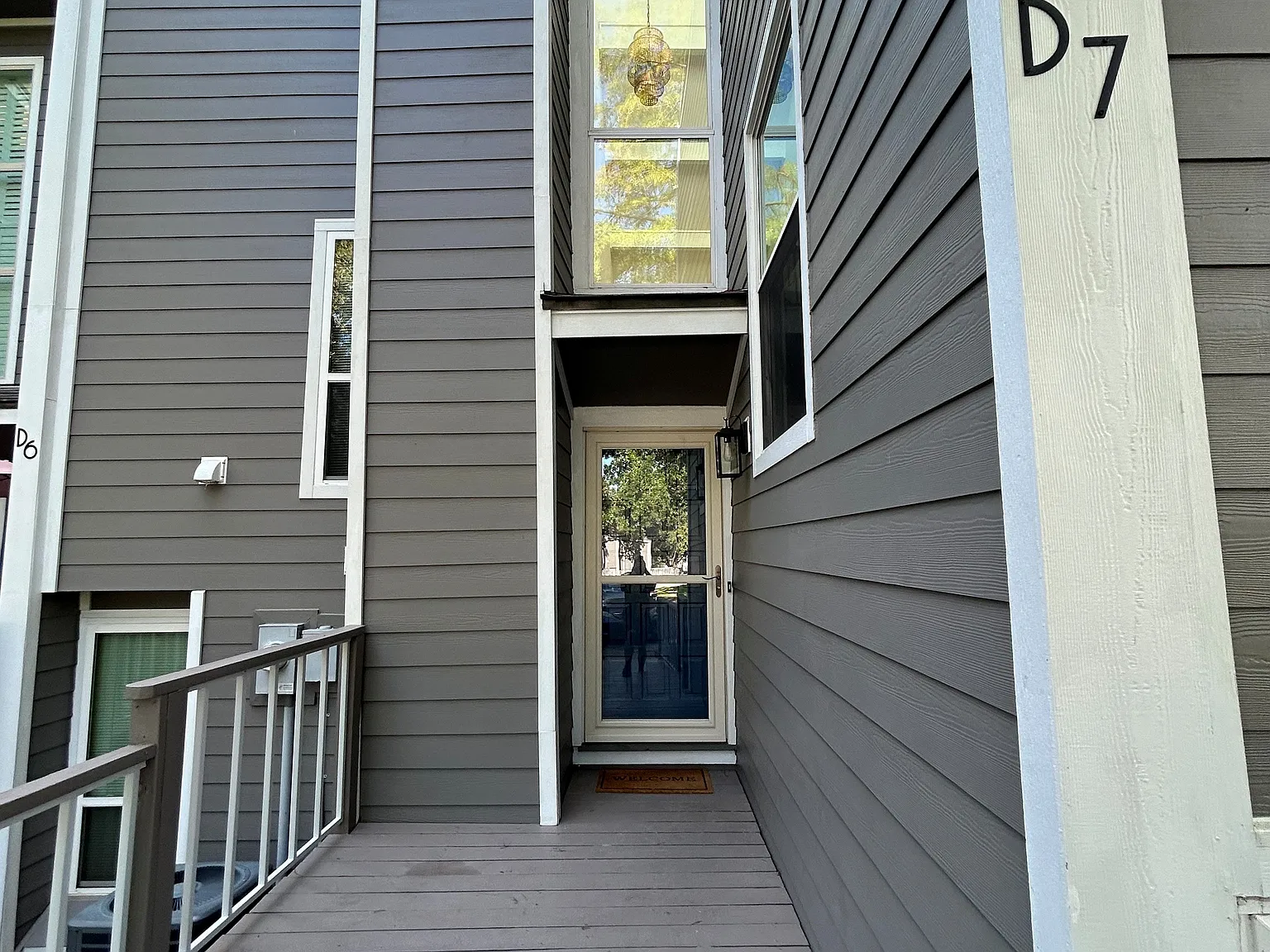 300 Rush Creek Dr — Photo 2