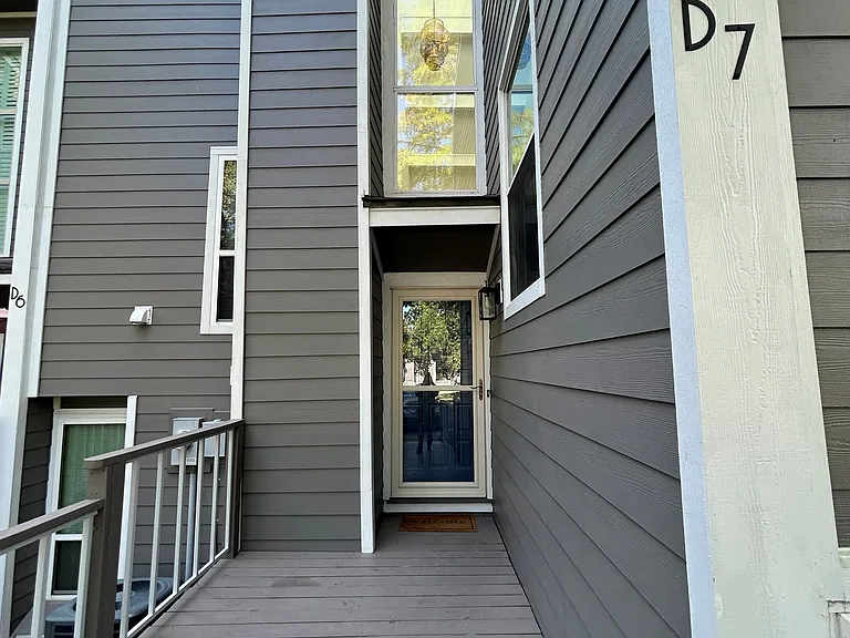 300 Rush Creek Dr #D7 — Photo 2