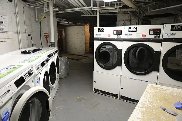 Rented by Chris Stewart, LREB | media 17