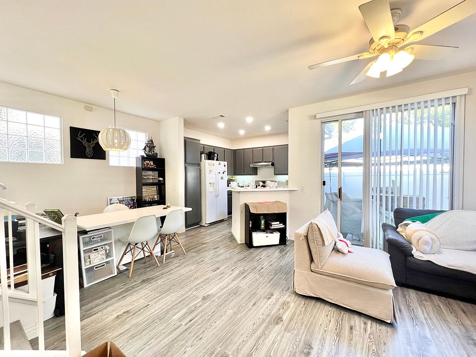1st image of 8315 Gold Coast Dr Unit 2