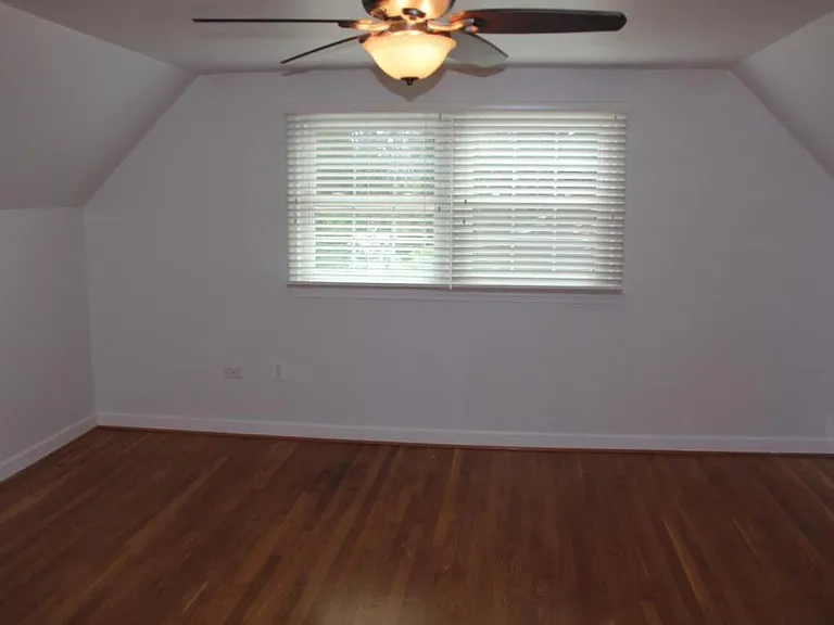 7723 Marthas Ln — Photo 14