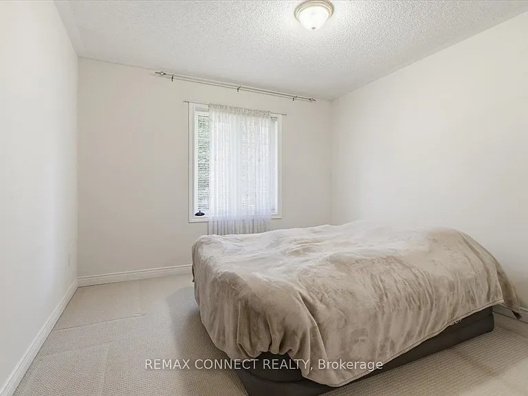 4 Sunrise Ct — Photo 12