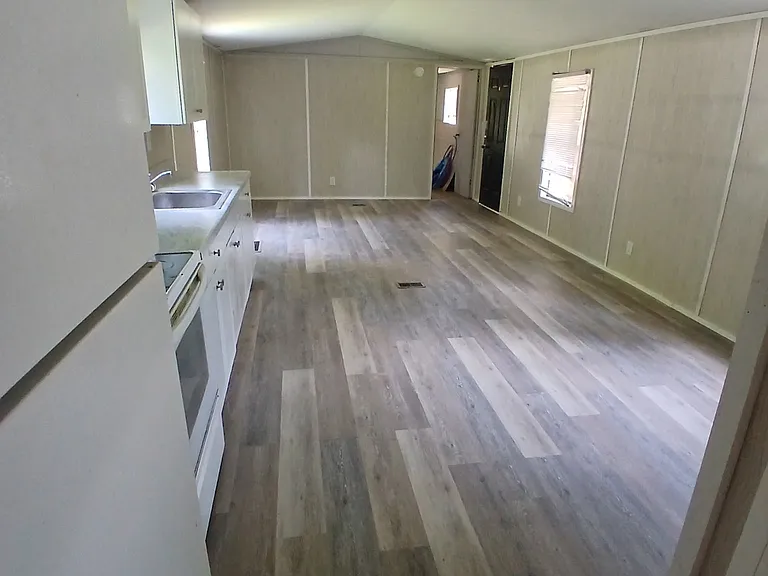 222 Hallelujah Ln — Photo 3