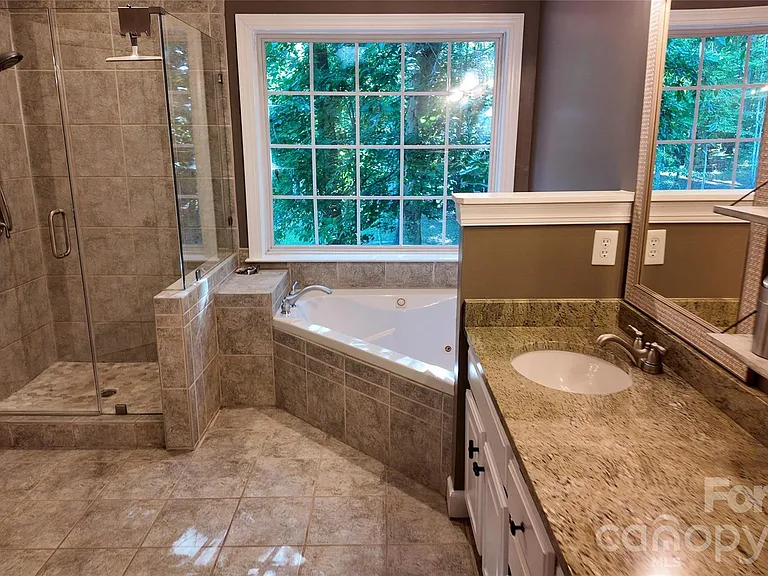 410 Farm Branch Dr — Photo 23