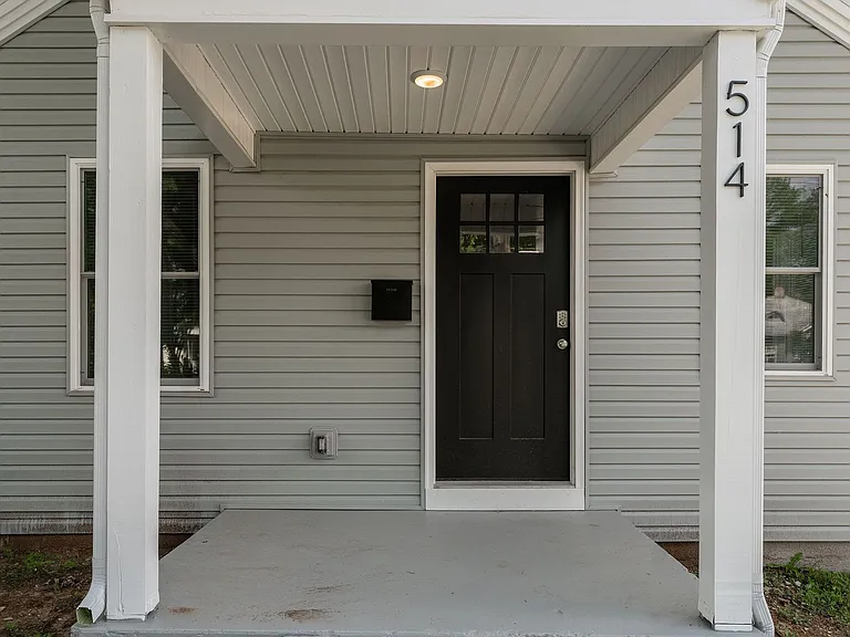 514 S Fort Ave — Photo 2