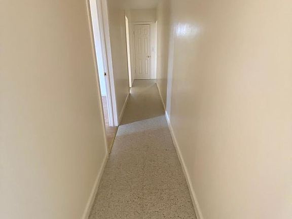 4th image of 256 Woodworth Ave #1