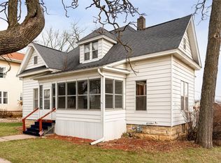 303 N Dunlap Ave, Viroqua, WI 54665