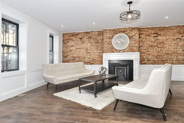 Rented by Compass | media 19