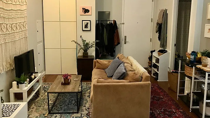 Rented by Nooklyn NYC LLC | media 30