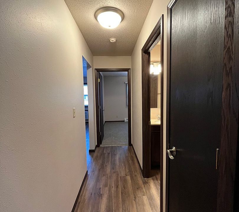 1st image of 227 E Veterans St #17330740