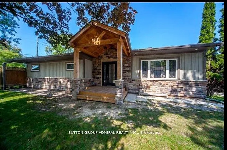 306 Glenwoods Ave — Photo 2