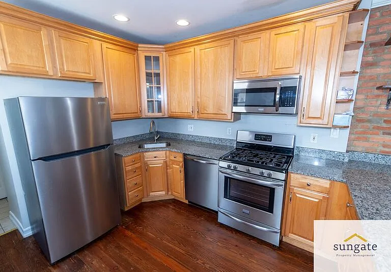 1303 Patapsco St — Photo 9
