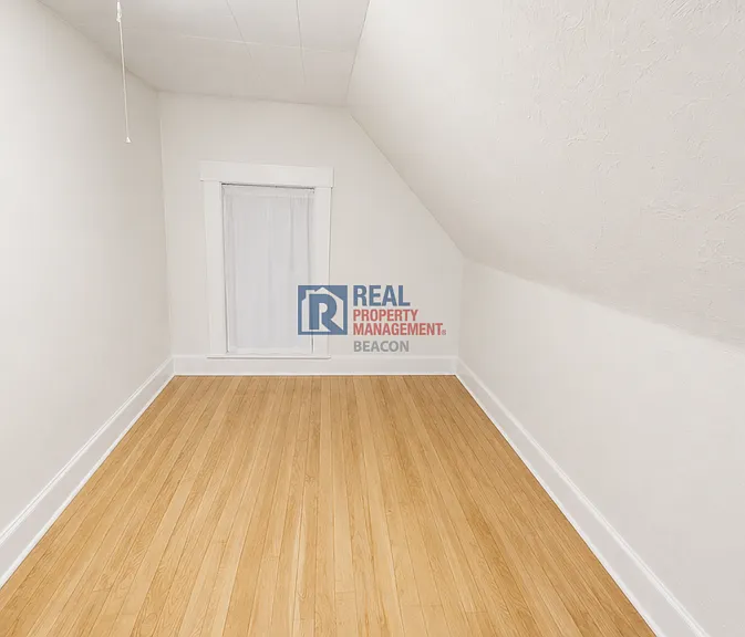 45 Main St #4 — Photo 4