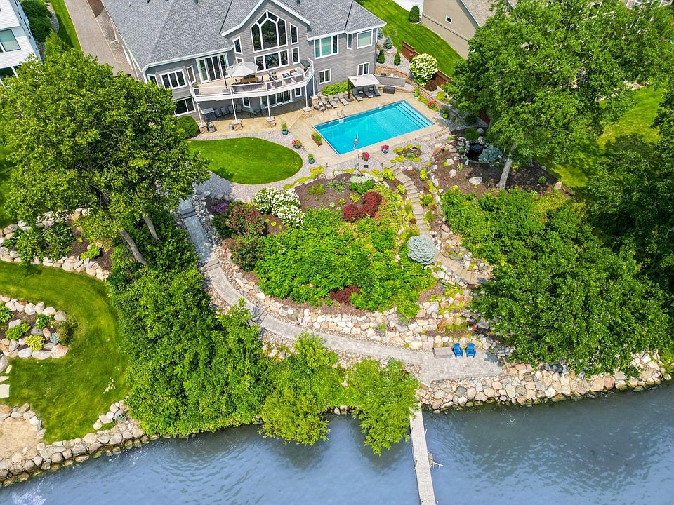 1st image of 1065 Bayside Ln