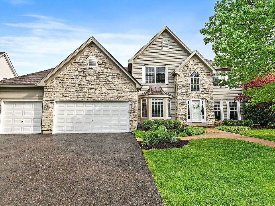1st image of 40W017 Carl Sandburg Rd