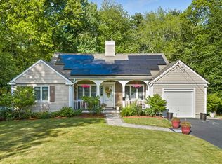 113 Colonel Hunt Dr, Abington, MA 02351