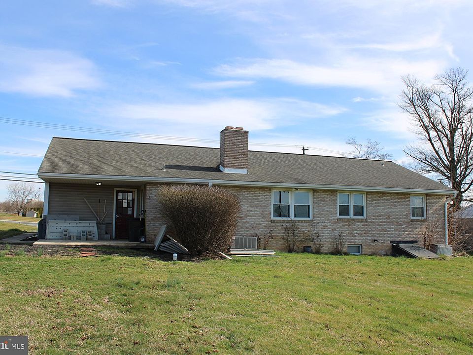 2nd image of 436 Ranck Rd