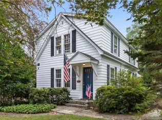 184 Old Norwich Rd, Quaker Hill, CT 06375