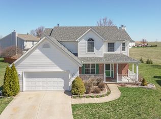 12 Minks Ct, Bloomington, IL