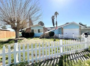 14221 Burning Tree Dr, Victorville, CA 92395