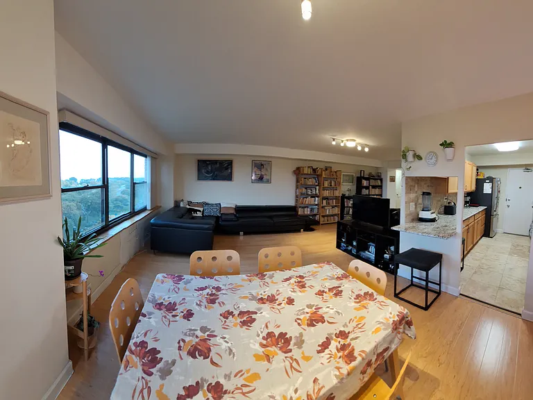 4200 N Marine Dr #901 — Photo 5