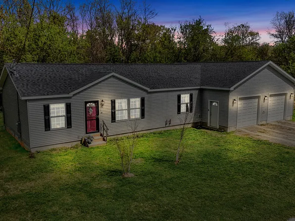 19 Dallaire Street, Winslow, ME 04901