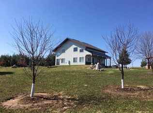 S2850 Kennebec Rd, Fountain City, WI 54629