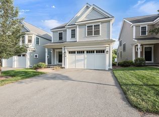 182 Riverpath Dr #182, Framingham, MA 01701