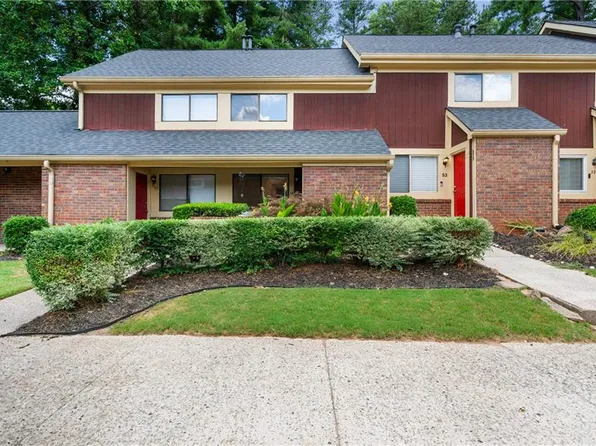 54 Country Place Ct, Alpharetta, GA 30005