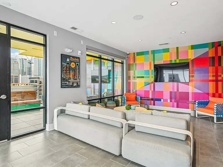Link Apartments Mint Street — Photo 5