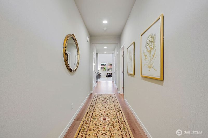 2nd image of 4850 Limerick Drive SW