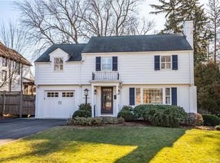 87 Bainbridge Rd, West Hartford, CT 06119