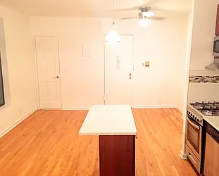 Rented by Rapid Realty Cobble Hill