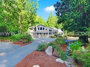 2027 NW Mountain View Rd, Silverdale, WA 98383