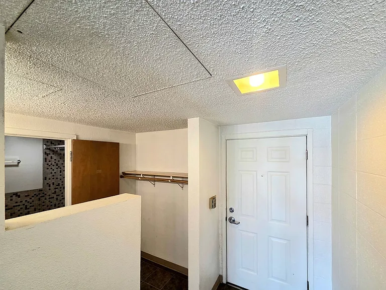 101 N Mission St — Photo 17