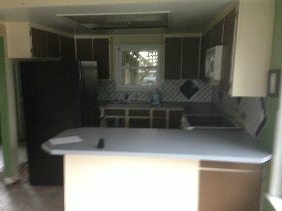 5th image of 1511 6th St NE