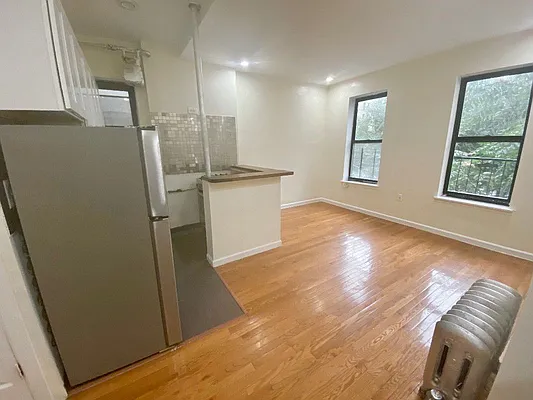 Rented by Ledvech Group | media 3