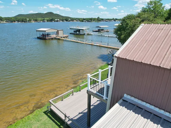 1229 McGinnis Point, Graford, TX 76449