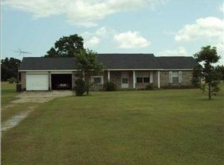 26204 Frank Rd, Elberta, AL 36530