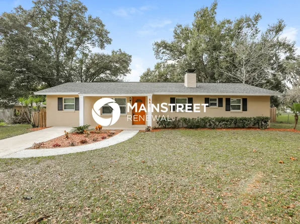 511 S Simpson St, Mount Dora, FL 32757