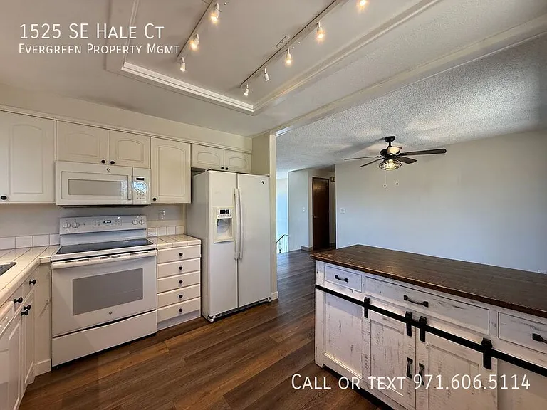 1525 SE Hale Ct — Photo 14