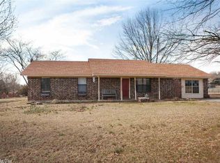 19 Martin Dr, Conway, AR 72032