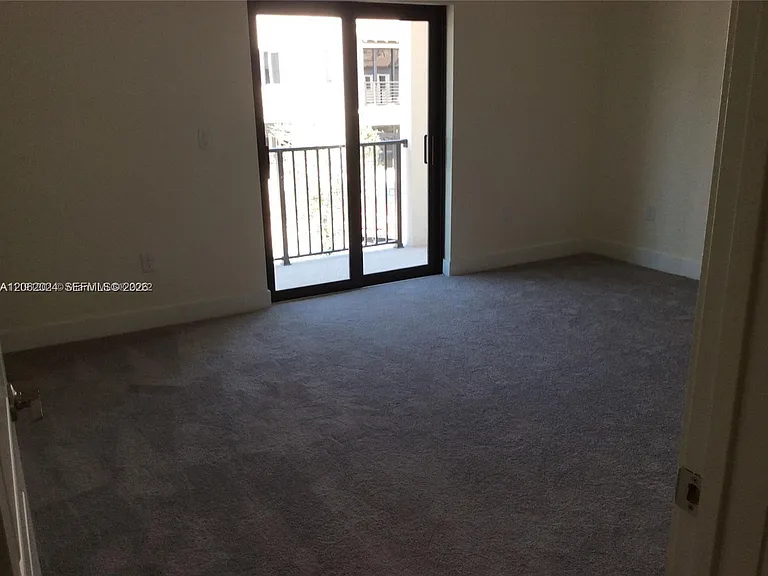 4286 NW 83rd Ave #0 — Photo 4