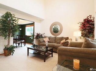 18319 8th Ave SE, Bothell, WA 98012