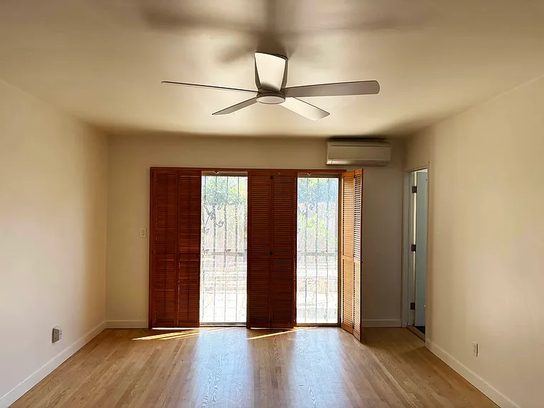 5931 Comey Ave — Photo 13