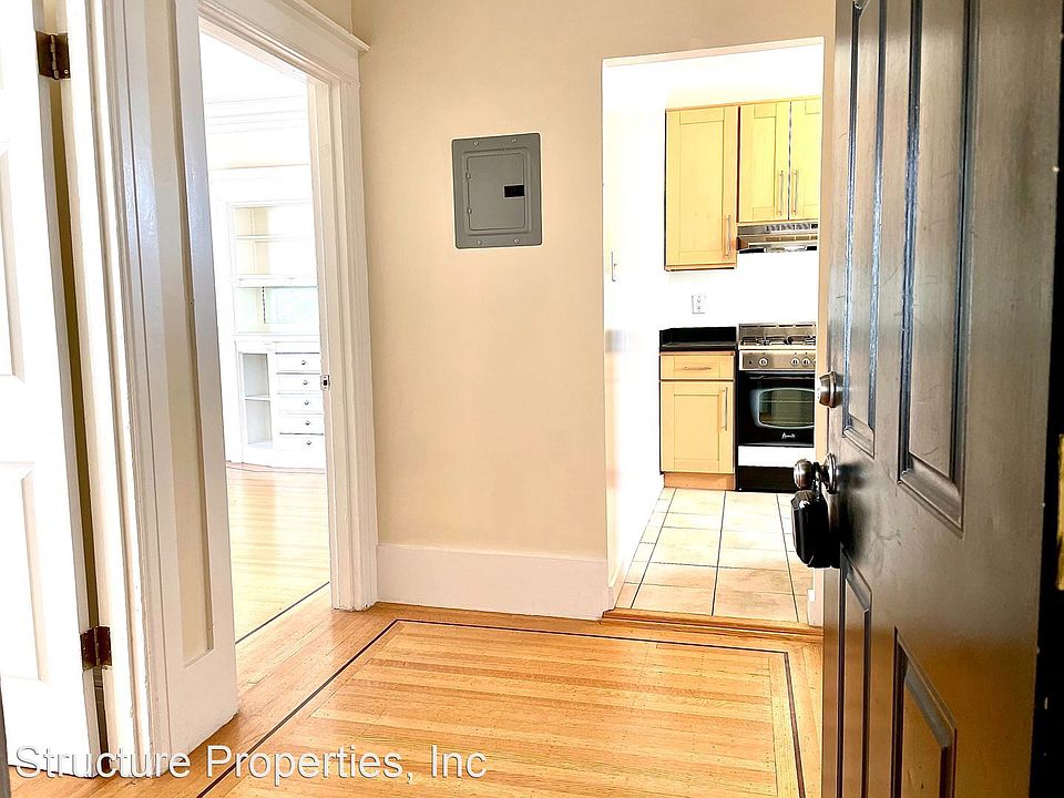 1st image of 655 Hyde St #12