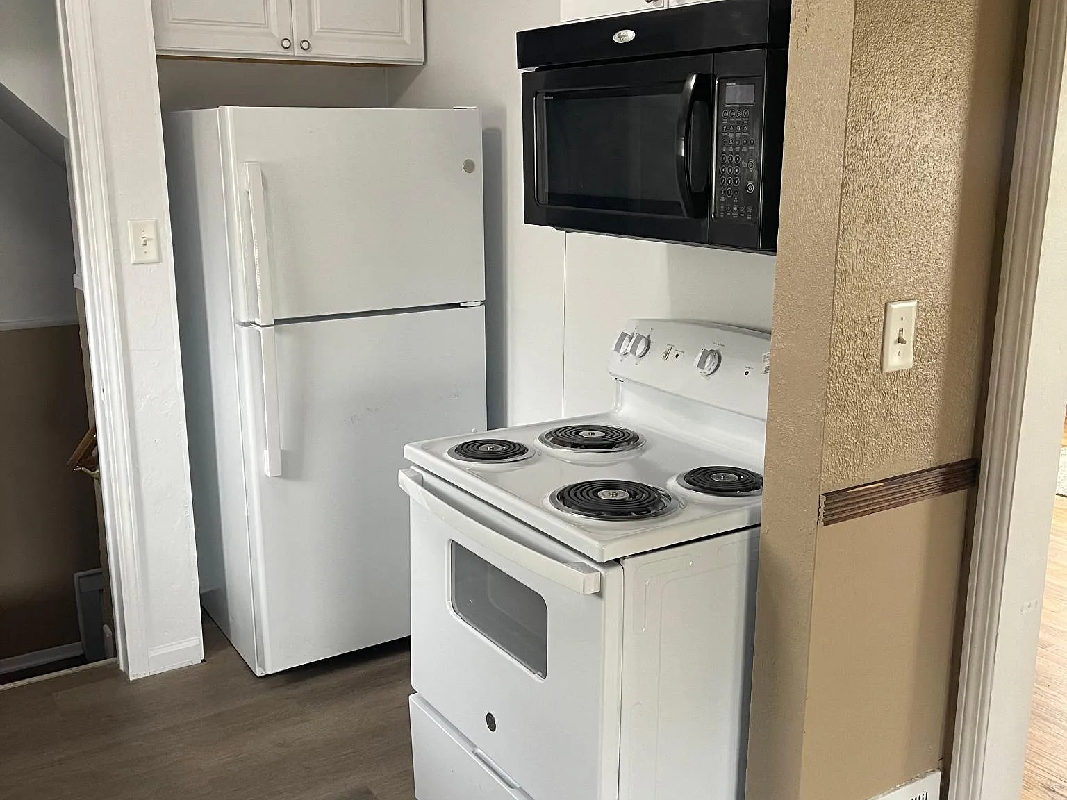 6931 Jackson St — Photo 3