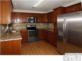 861B Inverness Ct, Lakewood, NJ 08701