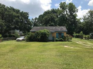 8479 N Highway 17, Mc Clellanville, SC 29458